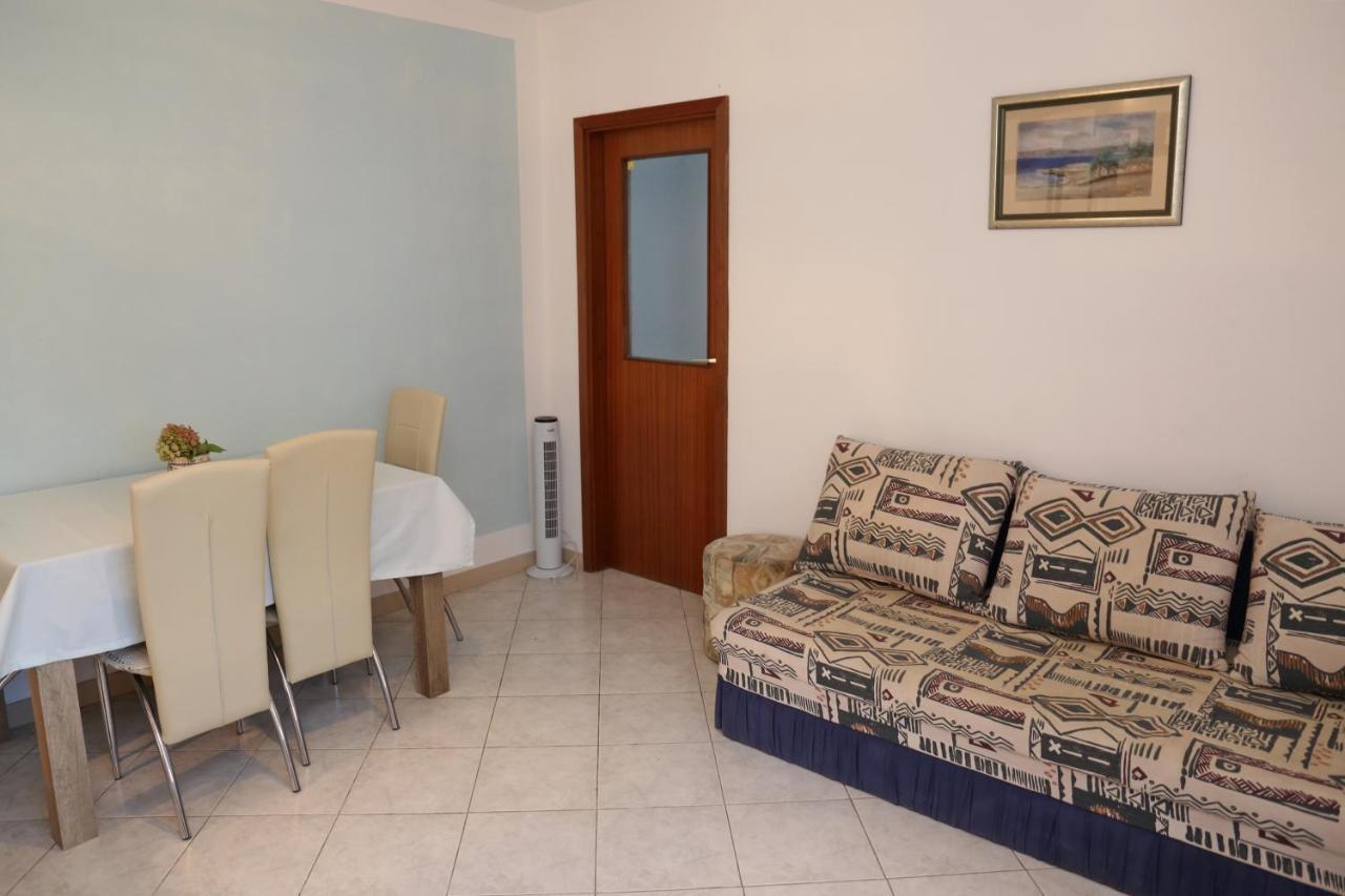 Apartments By The Sea Lumbarda, Korcula - 4446 エクステリア 写真